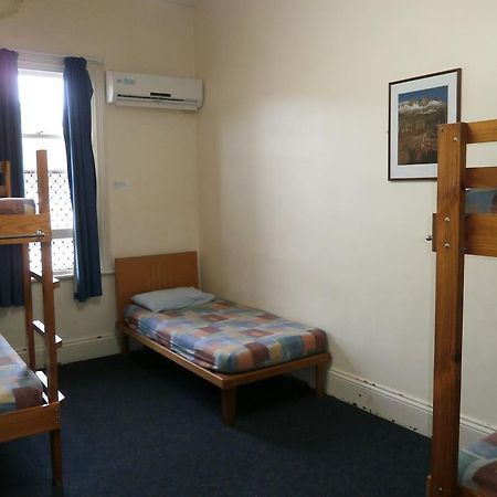 Launceston Backpackers Pansiyon Dış mekan fotoğraf